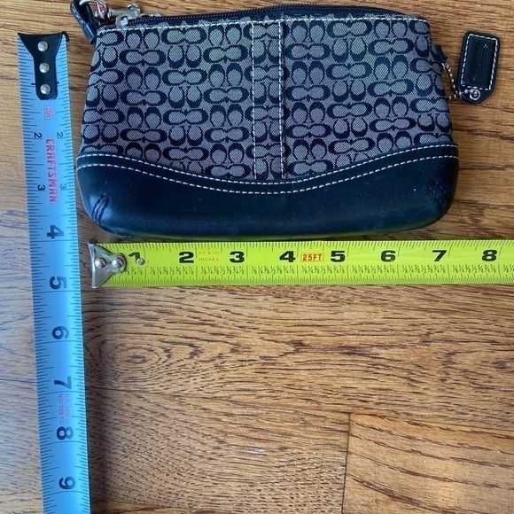 coach wristlet black/dark gray leather and fabric used good condition - Picture 6 of 10